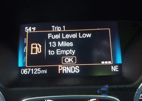 2017 Ford Focus Sel z USA, uszkodzony, nr VIN 1FADP3H25HL241136